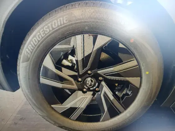 TOYOTA C-HR+ ELECTRIQUE II - voiture de démonstration - Photo 25
