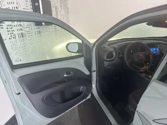 TOYOTA AYGO X - voiture de démonstration - Photo 19