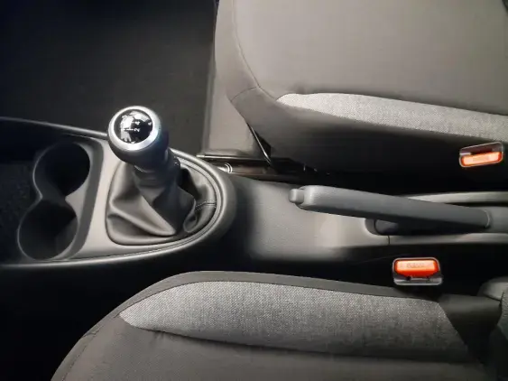 TOYOTA AYGO X - voiture de démonstration - Photo 24