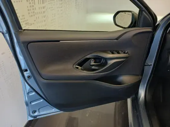 TOYOTA YARIS IV - voiture de démonstration - Photo 19