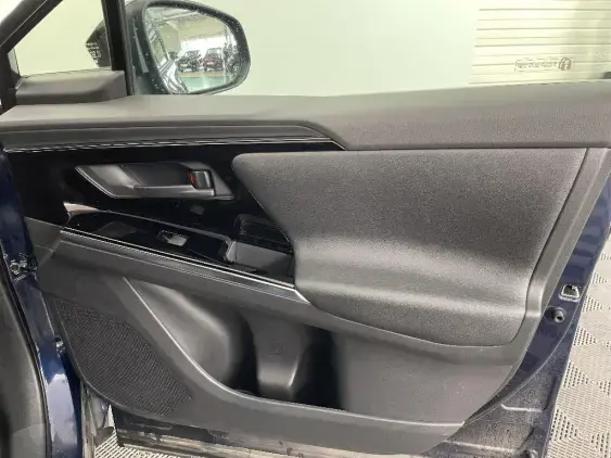 TOYOTA BZ4X - voiture de démonstration - Photo 20