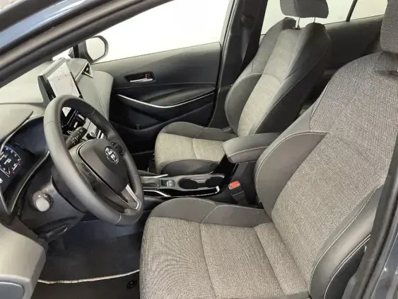 TOYOTA COROLLA TOURING SPT X - voiture de démonstration - Photo 18