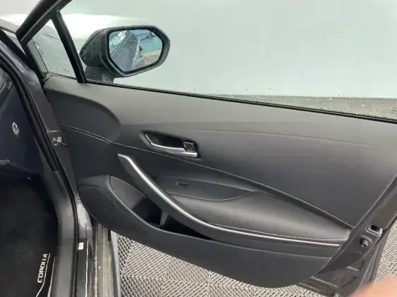 TOYOTA COROLLA TOURING SPT X - voiture de démonstration - Photo 20