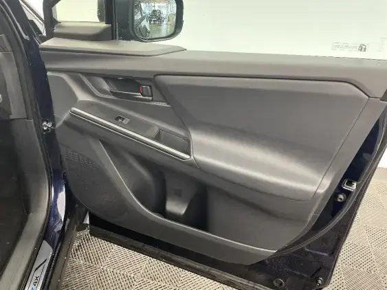 TOYOTA BZ4X - voiture de démonstration - Photo 20