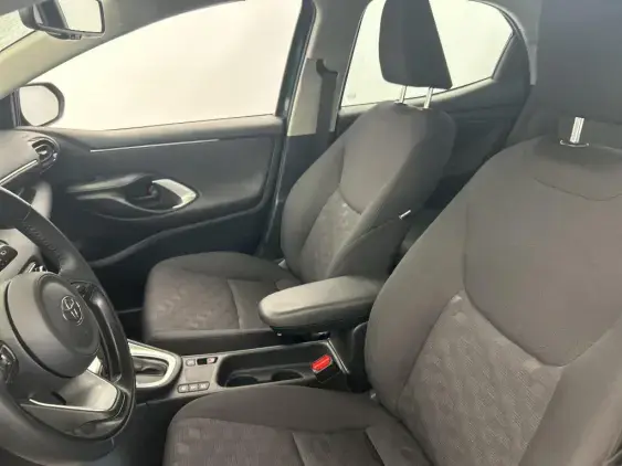 TOYOTA YARIS IV - voiture de démonstration - Photo 18