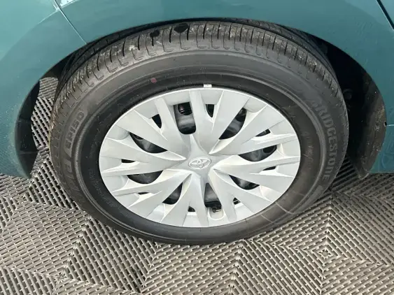 TOYOTA YARIS IV - voiture de démonstration - Photo 24