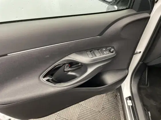 TOYOTA YARIS CROSS I - voiture de démonstration - Photo 19