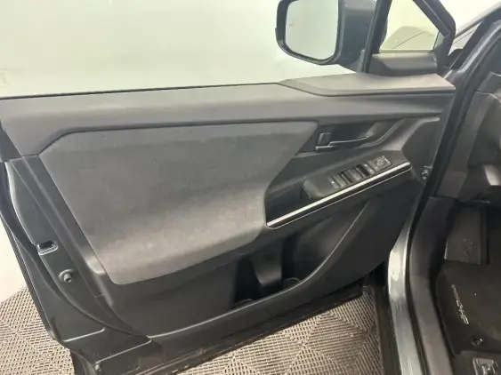 TOYOTA C-HR+ ELECTRIQUE II - voiture de démonstration - Photo 19