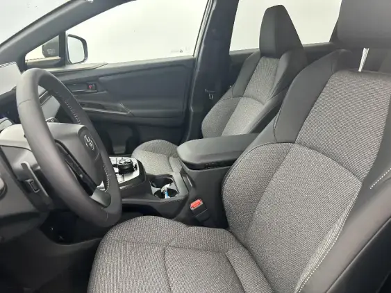 TOYOTA BZ4X - voiture de démonstration - Photo 18