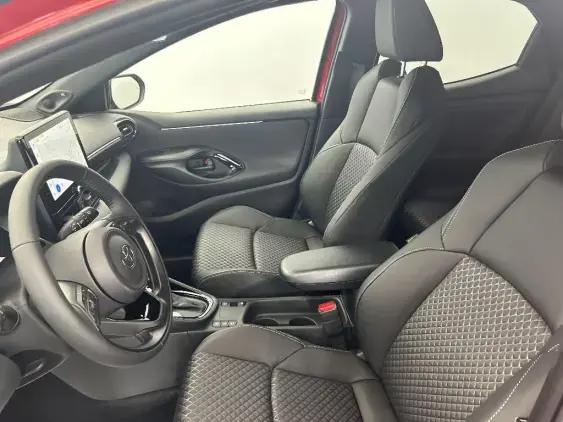 TOYOTA YARIS IV - voiture de démonstration - Photo 18