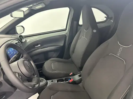 TOYOTA AYGO X - voiture de démonstration - Photo 18