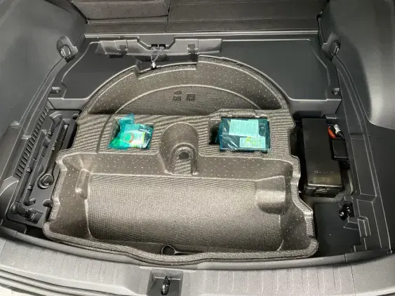 TOYOTA RAV4 V - voiture de démonstration - Photo 17