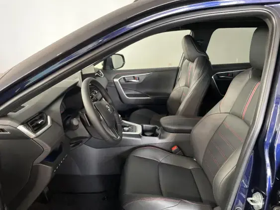 TOYOTA RAV4 V - voiture de démonstration - Photo 18