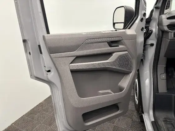 VOLKSWAGEN TRANSPORTER VU T7 - voiture de démonstration - Photo 19