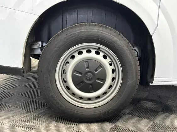 VOLKSWAGEN TRANSPORTER VU T7 - voiture de démonstration - Photo 19