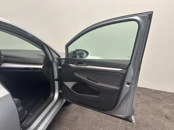 VOLKSWAGEN GOLF VIII - voiture de démonstration - Photo 19