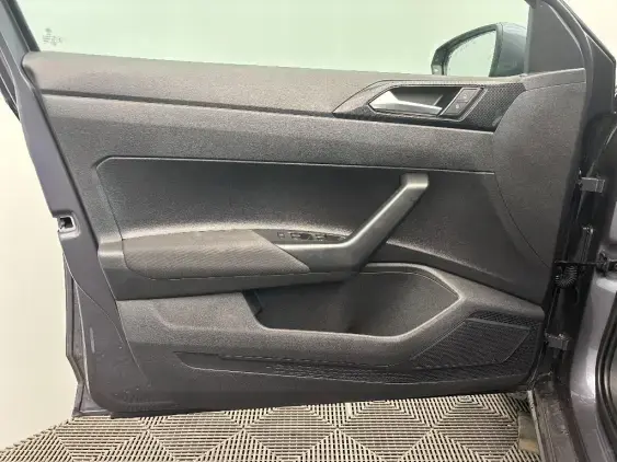 VOLKSWAGEN POLO VI - voiture de démonstration - Photo 19
