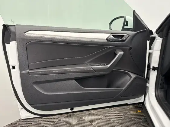 VOLKSWAGEN T-ROC CABRIOLET I - voiture de démonstration - Photo 19