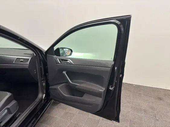 VOLKSWAGEN POLO VI - voiture de démonstration - Photo 19