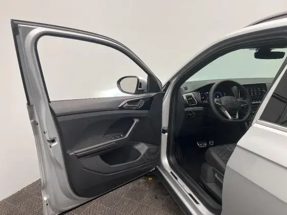 VOLKSWAGEN T-CROSS - voiture de démonstration - Photo 17