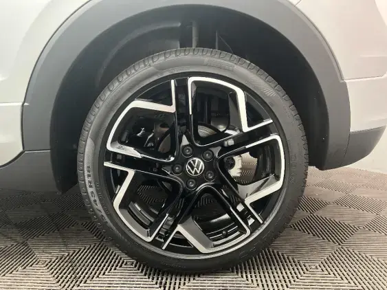 VOLKSWAGEN T-CROSS - voiture de démonstration - Photo 21