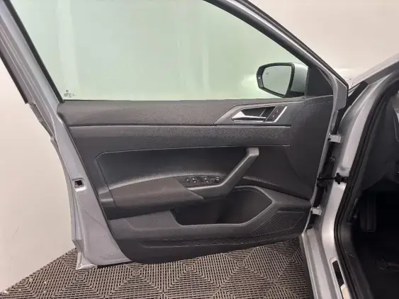 VOLKSWAGEN POLO VI - voiture de démonstration - Photo 19