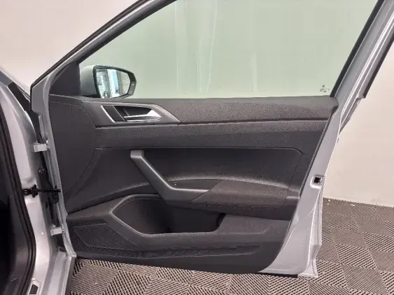VOLKSWAGEN POLO VI - voiture de démonstration - Photo 20