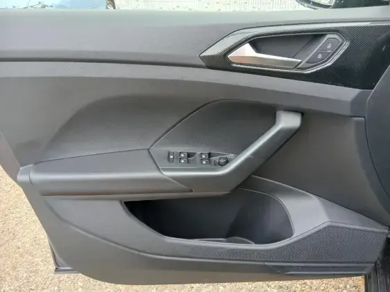 VOLKSWAGEN T-CROSS - voiture de démonstration - Photo 19