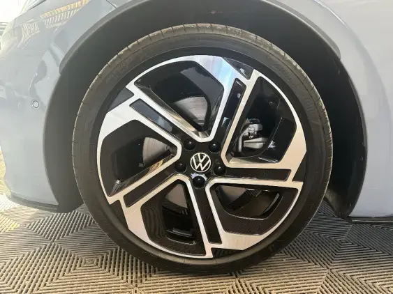 VOLKSWAGEN ID.3 - voiture de démonstration - Photo 19