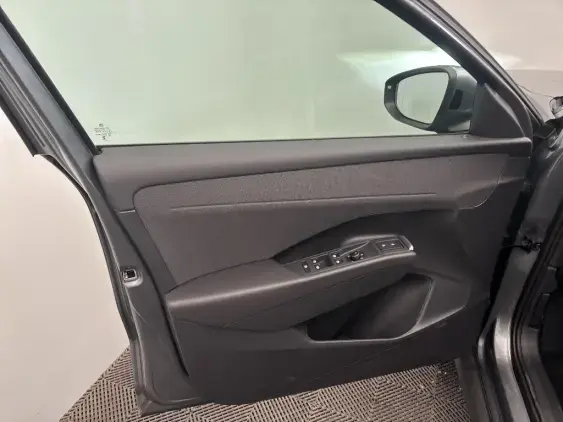 VOLKSWAGEN T-ROC II - voiture de démonstration - Photo 19