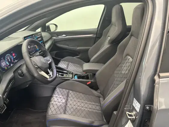 VOLKSWAGEN GOLF VIII - voiture de démonstration - Photo 18