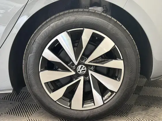 VOLKSWAGEN ID.3 - voiture de démonstration - Photo 24
