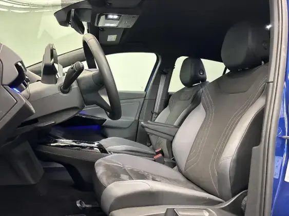 VOLKSWAGEN ID.4 - voiture de démonstration - Photo 17