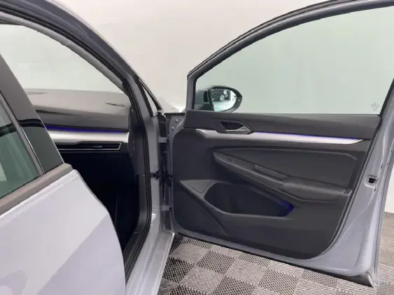 VOLKSWAGEN GOLF VIII - voiture de démonstration - Photo 20