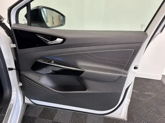 VOLKSWAGEN ID.5 - voiture de démonstration - Photo 19