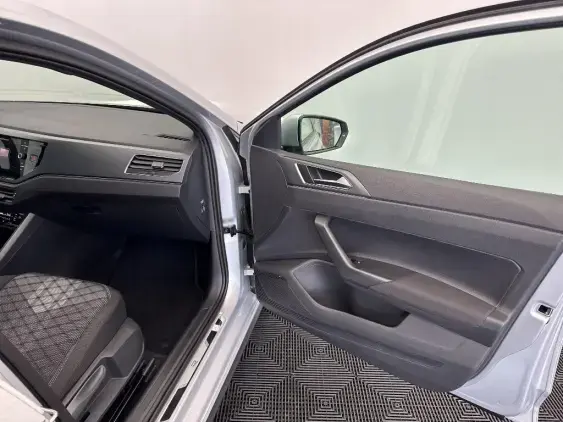 VOLKSWAGEN POLO VI - voiture de démonstration - Photo 19