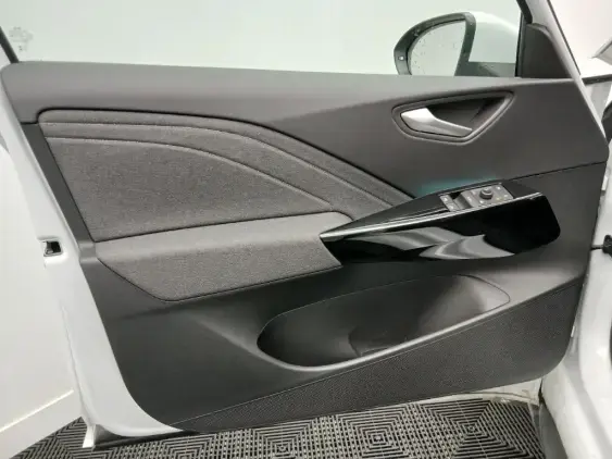 VOLKSWAGEN ID.3 - voiture de démonstration - Photo 17