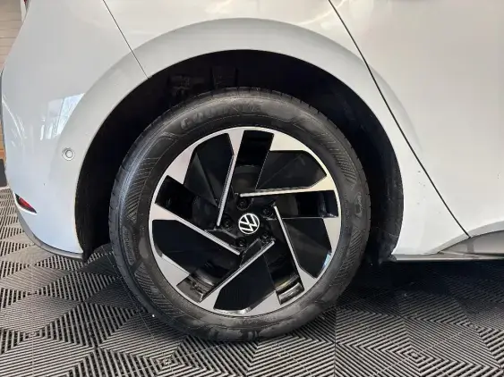 VOLKSWAGEN ID.3 - voiture de démonstration - Photo 22