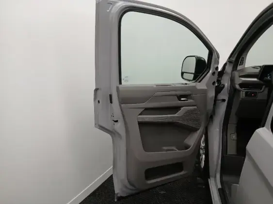 VOLKSWAGEN CARAVELLE T7 - voiture de démonstration - Photo 15