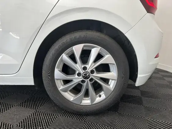 VOLKSWAGEN POLO VI - voiture de démonstration - Photo 24