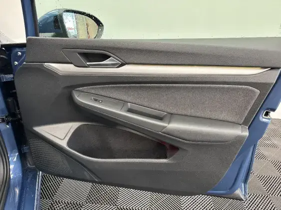 VOLKSWAGEN GOLF VIII - voiture de démonstration - Photo 19