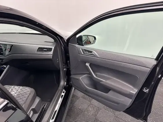 VOLKSWAGEN POLO VI - voiture de démonstration - Photo 19