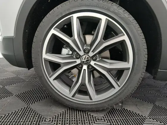 VOLKSWAGEN T-CROSS - voiture de démonstration - Photo 20