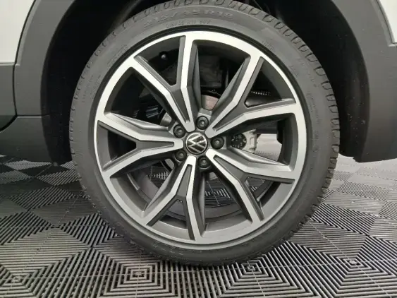 VOLKSWAGEN T-CROSS - voiture de démonstration - Photo 21