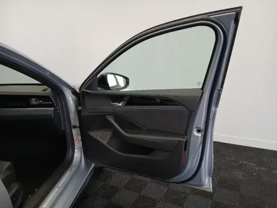 VOLKSWAGEN PASSAT SW IX - voiture de démonstration - Photo 51