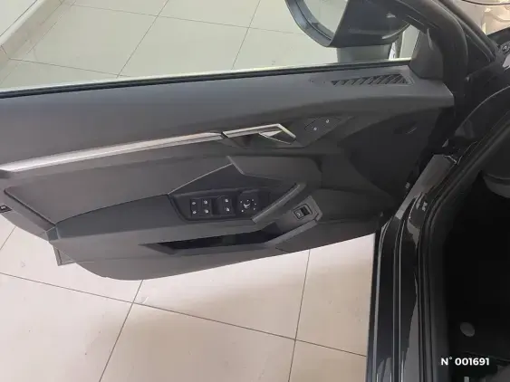 AUDI A3 SPORTBACK IV - voiture d'occasion - Photo 26