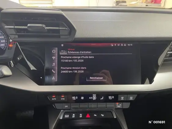 AUDI A3 SPORTBACK IV - voiture d'occasion - Photo 39