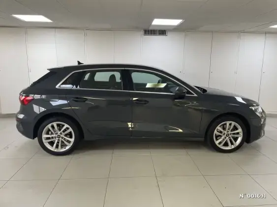 AUDI A3 SPORTBACK IV - voiture d'occasion - Photo 11