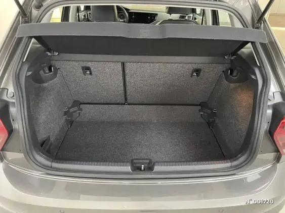VOLKSWAGEN POLO V - voiture d'occasion - Photo 12
