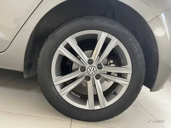 VOLKSWAGEN POLO V - voiture d'occasion - Photo 15